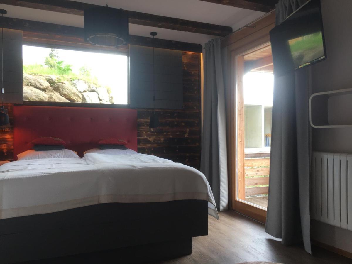 Hotel30 - Adults Only อันเนนไฮม์ ภายนอก รูปภาพ