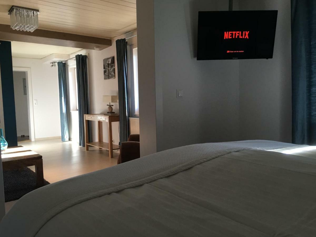 Hotel30 - Adults Only อันเนนไฮม์ ภายนอก รูปภาพ